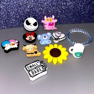 Bundle of 10 focal beads and 1 round frame